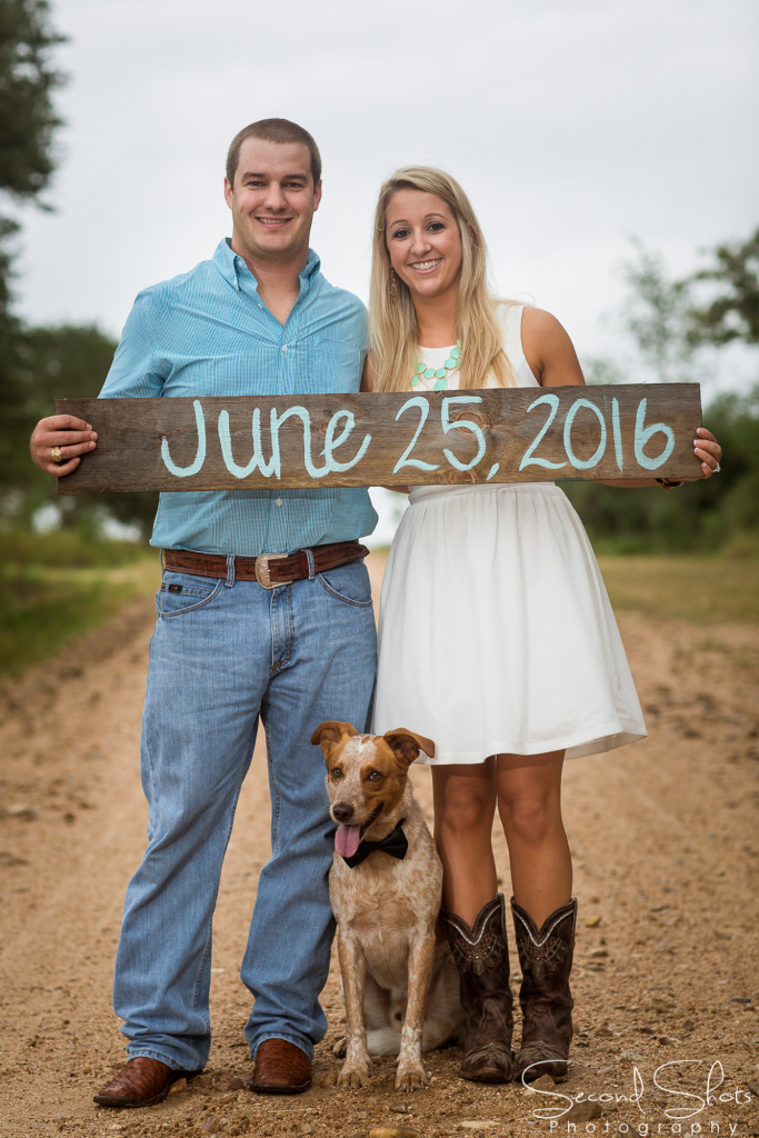 Rustic Country Engagement Photos-12