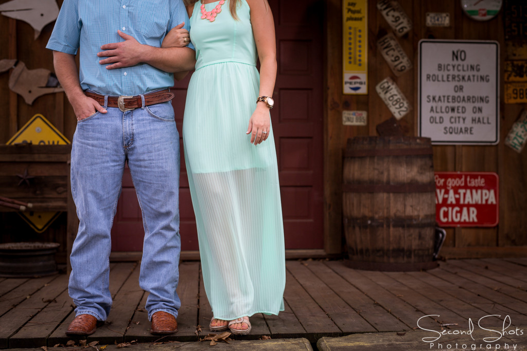 Rustic Country Engagement Photos-6